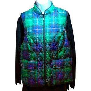Appleseed Quilted Vest Herringbone Green and Blue pattern with snap-flap pockets